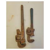 Pipe wrenches