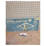 Adjustable mobile base