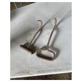 Hay hooks