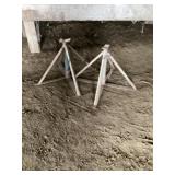 Jack stands