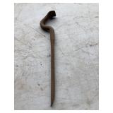 Tire bead breaker tool