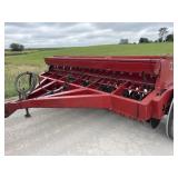 International 5100 Drill