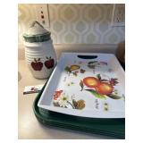 Apple canister and plastic trays