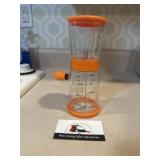 Nut grinder