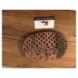 Metal trivet