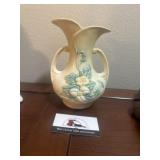 Hull vase
