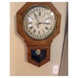 Pendulum wall clock