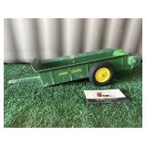 John Deere Spreader