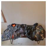 Camouflage Clothing, Vest, Jacket, Pants, Hats,