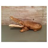 Ceramic alligator coin bank