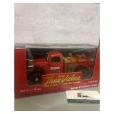 Ertl die-cast 1:25 scale 1946 Dodge Power Wagon