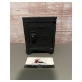 Metal coin bank