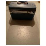 Samsonite vanity suitcase
