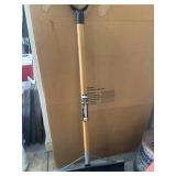 Snow shovel