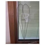 Vintage heart rug beater