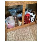 Vases shelf, contents bring box