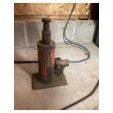 Hydraulic jack