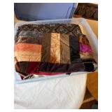 Tote of blankets