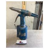 Central pneumatic air hydraulic riveter