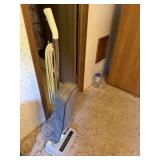 Oreck xl vacuum