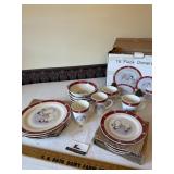 16 piece Christmas dinnerware
