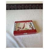 Holiday snack plate and spreader