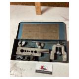 Flaring tool