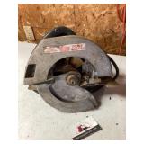 Oh gold, black double insulated circular saw