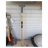 Tool shop would handle cultivator