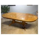 Oak table with one leaf and 8 chairs