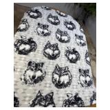 Wolfe throw blanket