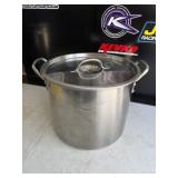 12 quart stock pan