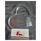 Heart shaped cardinal In Memory glass piece