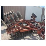 International 475