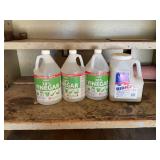 Vinegar concentrate and ice melt