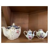 Tea pot