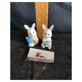 Rabbit figurines