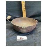 Cast-iron Wagner number four kettle