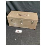Metal Kennedy toolbox 16 x 7 x 7 1/2 tall