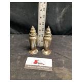 Orneida LTD salt and pepper shakers
