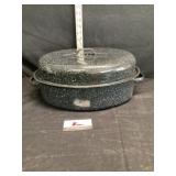 Enamel roasting pan