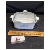 Corning ware bowl with Pyrex lid