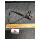 Ice tongs