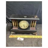 G mantle clock with key