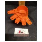 Tupperware measuring cups 1/3 to one cup