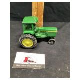 John Deere tractor diecast