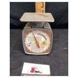 Mail scale