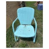 Metal lawn chair