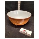 Pyrex mixing bowl