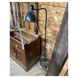 Floor lamp